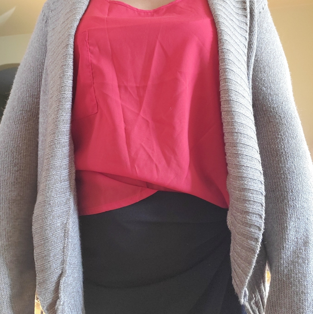 Sweater/Cardigan